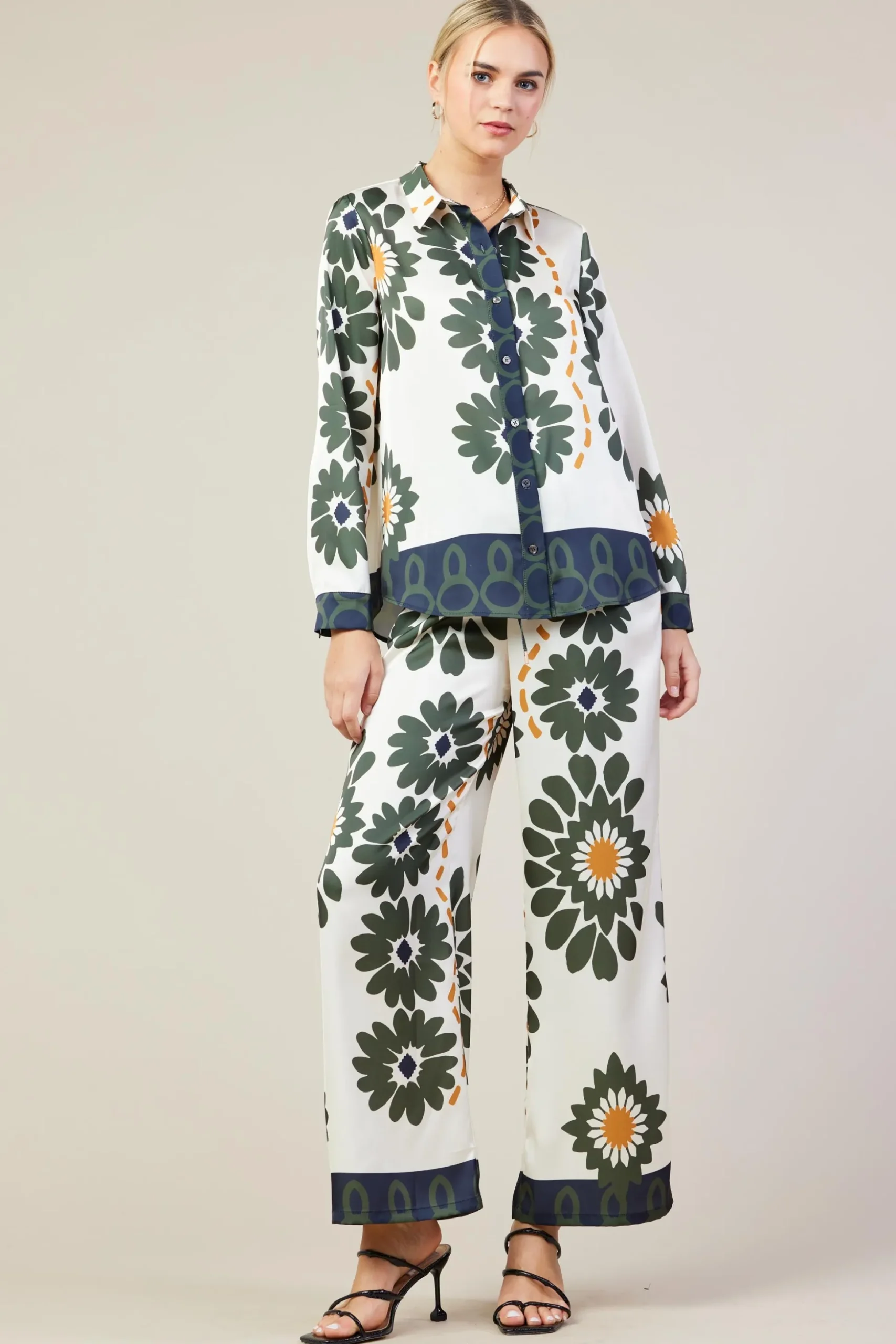 Floral Print Longsleeve Blouse