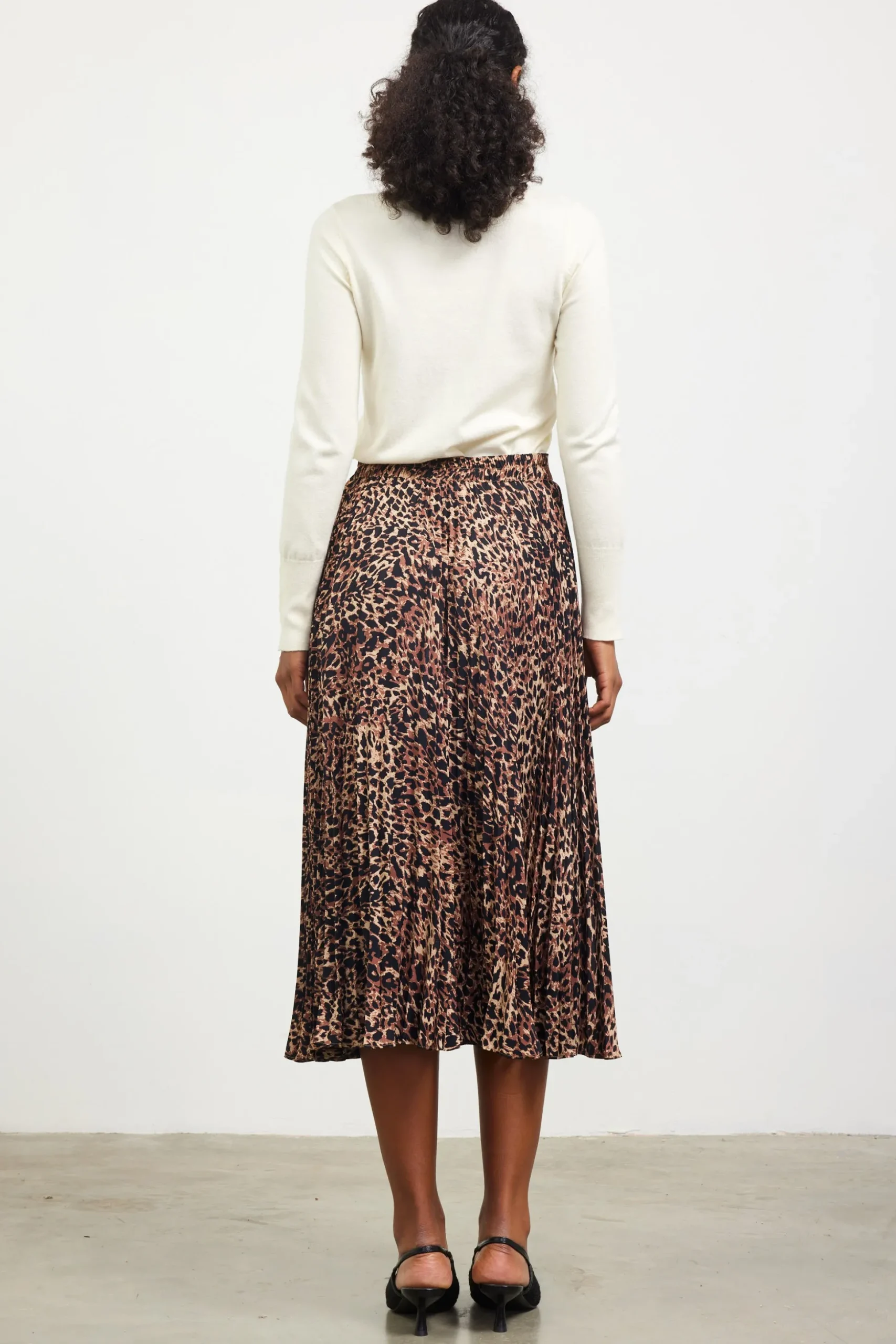 Leopard Print Pleated Midi Skirt