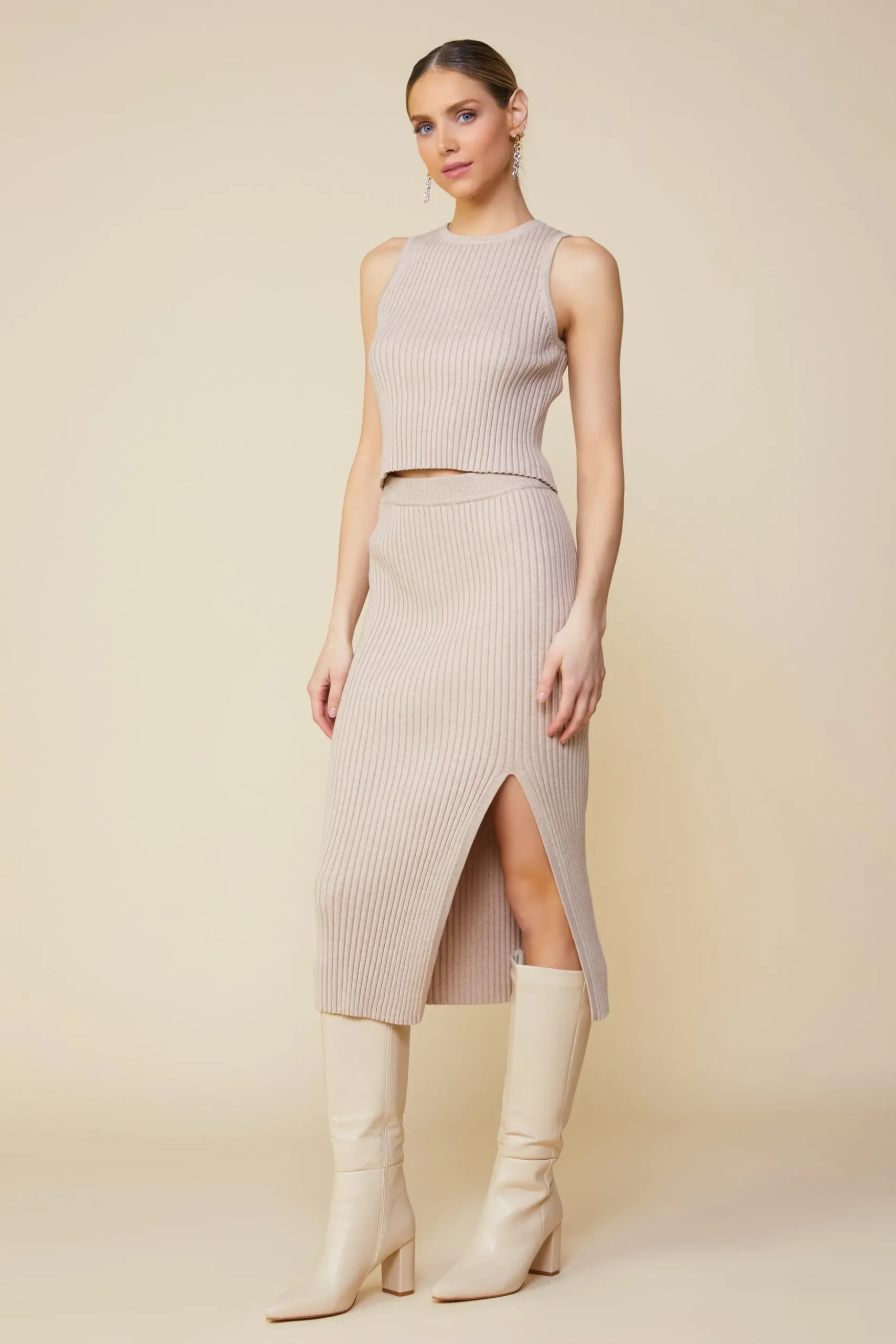 Ribbed Knit Side Slit Skirt