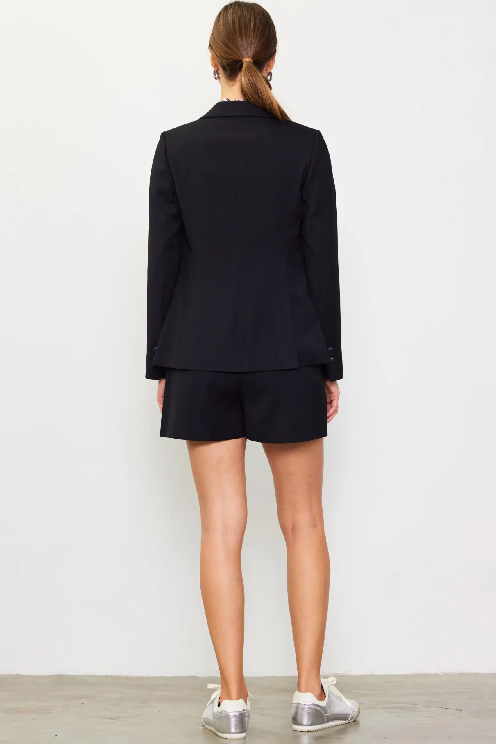 Tailored Single-Breasted Blazer